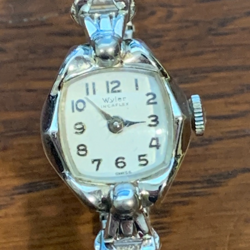 Wyler Incaflex Swiss 10k White RGP Bezel Watch